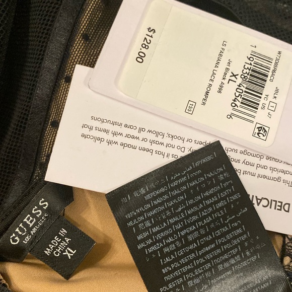 GUESS - NWT - shorts romper: black lace & mesh w sheer l/s & nude lining - XL - Picture 5 of 16